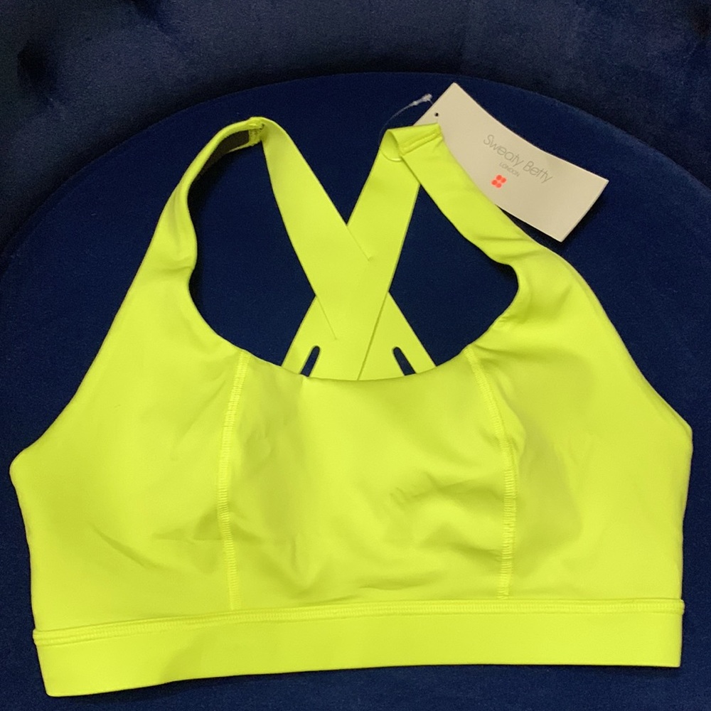 NWT Sweaty Betty Circuit Sports Bra in Lime Punch Green (size Large)